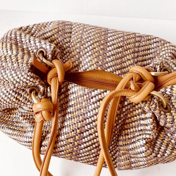 Sundance woven hobo duffel style handbag - Picture 4 of 6